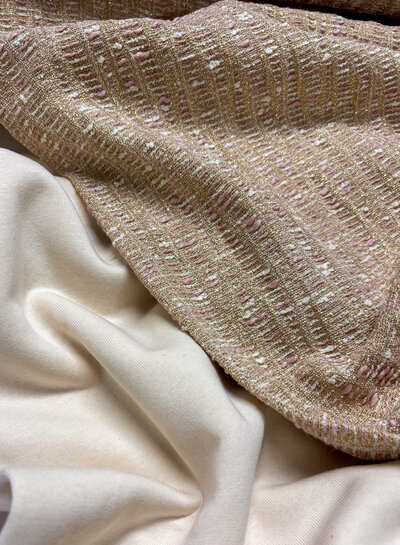 A la Ville zacht roze en nude - prachtige jacquard - chanel