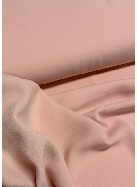 Madeline zacht oudroze - crêpe envers satijn