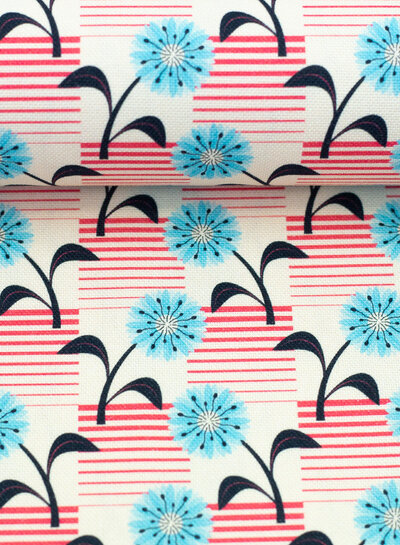 Madeline Deco peaks - blue flowers - zachte canvas