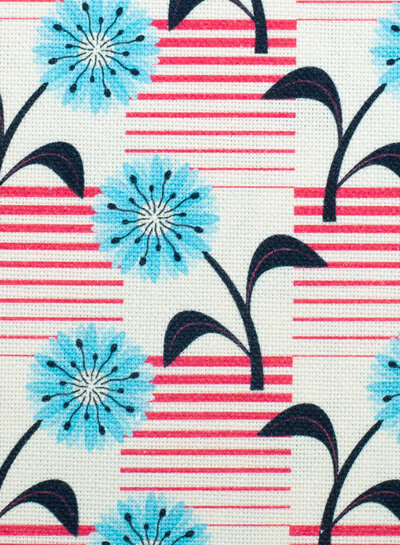 Madeline Deco peaks - blue flowers - zachte canvas