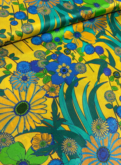 Marylene Madou flowers - geel - prachtige satijnviscose
