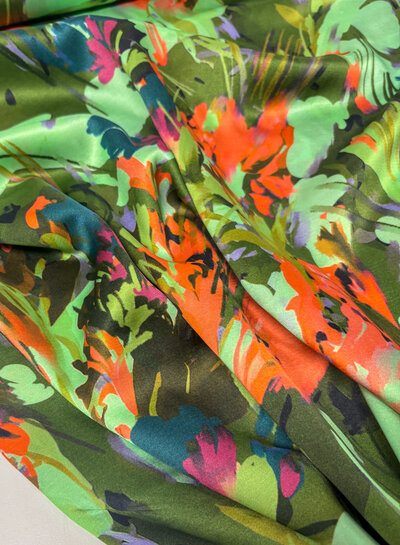 Marylene Madou green flower field - beautiful satin viscose