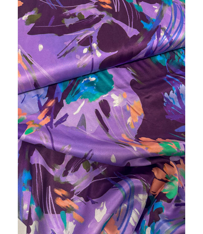 Marylene Madou Violet bloemenveld - prachtige satijnviscose