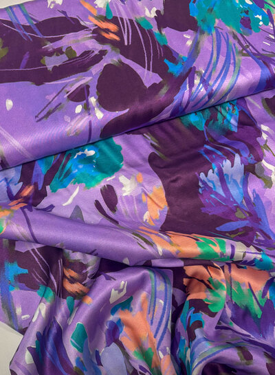 Marylene Madou Violet flower field - beautiful satin viscose