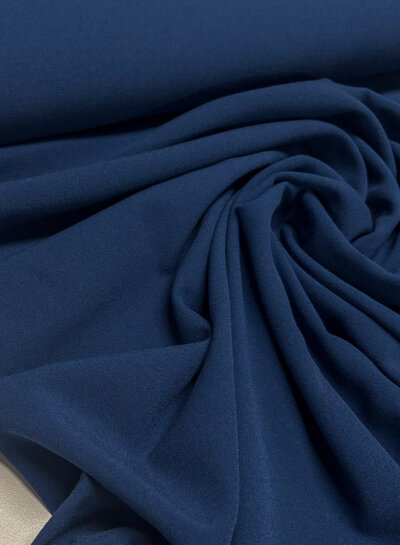 denimblauw - Italiaanse crepe - middelzwaar
