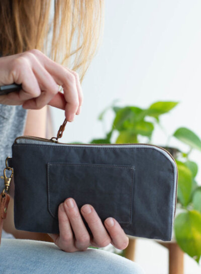 Noodlehead Yarrow wristlet & pouch - paper pattern