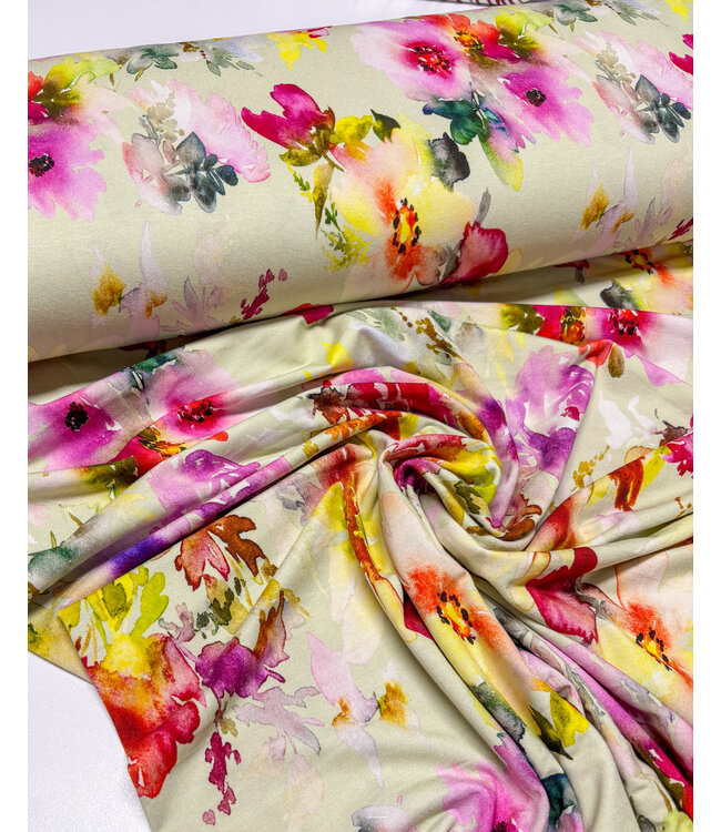 Madeline floral symphony - vormvaste viscose tricot