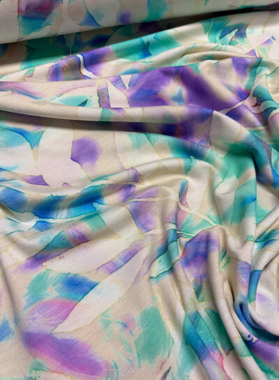 Madeline zomerlicht - vormvaste viscose tricot