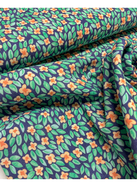 Madeline secret garden - canvas