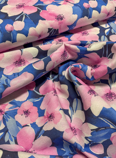 Madeline pink blossom by night - canvas