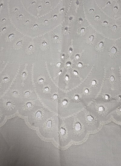 Madeline prachtige broderie optie geschulpte rand - wit