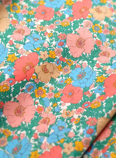 Liberty of London Meadow song collection - 25 classics  1- tana lawn