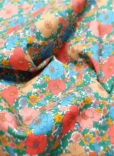 Liberty of London Meadow song collection - 25 classics  1- tana lawn