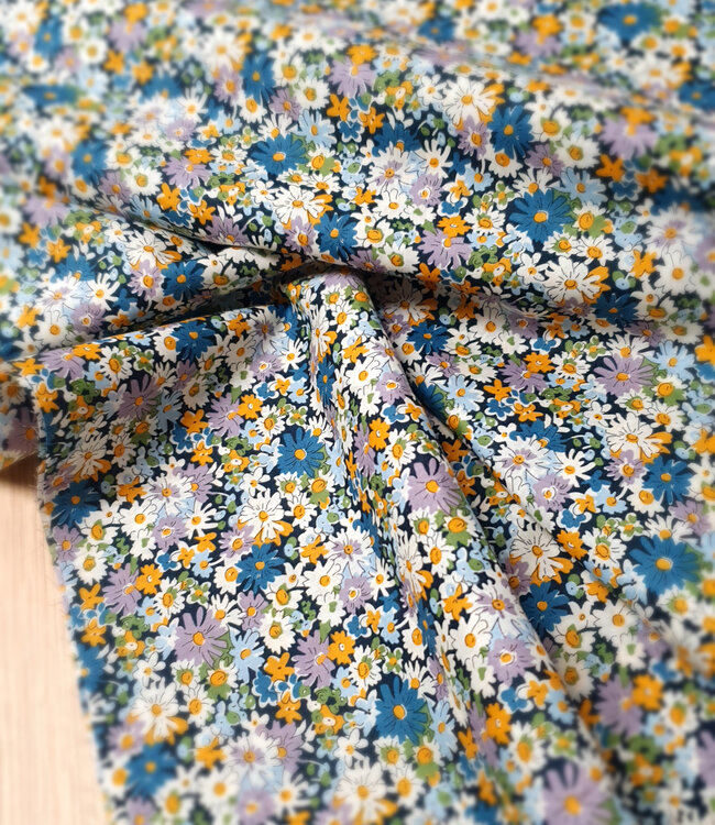 Liberty of London Libby collection - 22 Classics 2- tana lawn