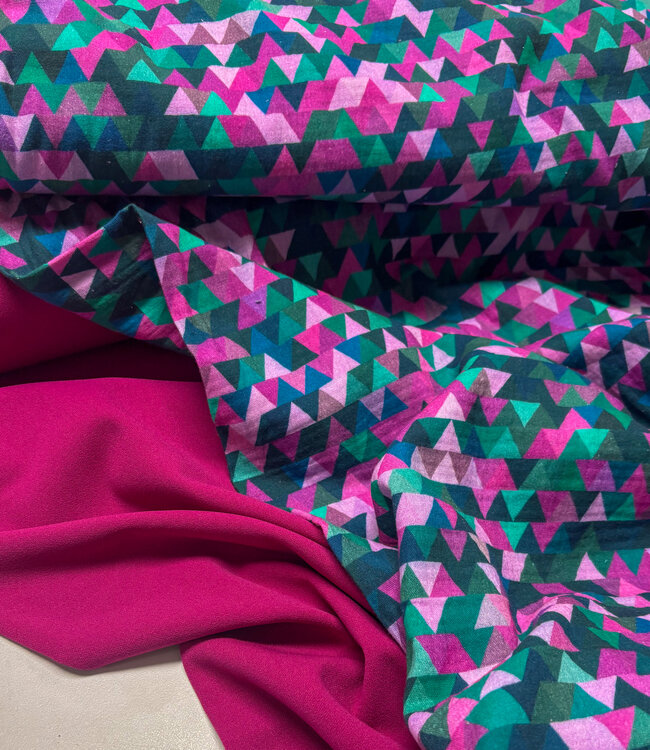 donker fuchsia - scuba crepe