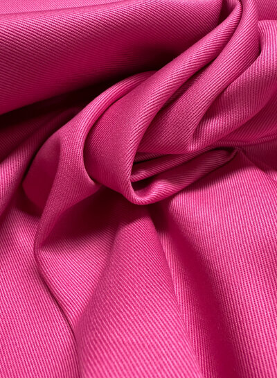 Madeline fuchsia - gabardine - stevig geweven keper katoen