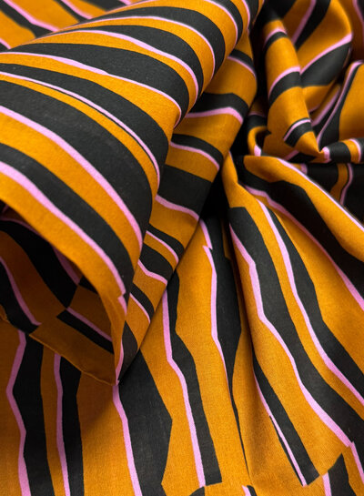 Madeline abstracte zebra - cognac en roze - katoen voile