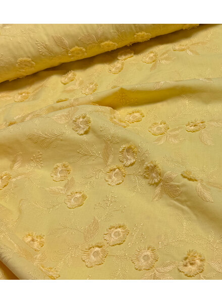 Madeline embossed flower - embroidery cotton - butter yellow