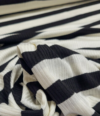 viscose tricot met platte ribbel - zwart gestreept