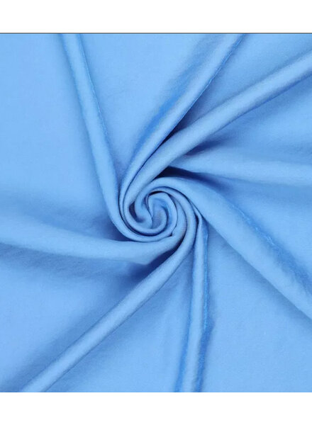 Madeline viscose with subtle shine - bright blue