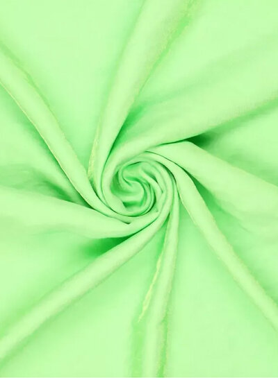 Madeline viscose met subtiele glans - fris groen