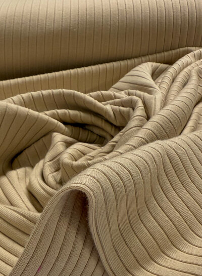 Madeline beautiful ribbed knit - sand