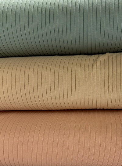 Madeline beautiful ribbed knit - sand