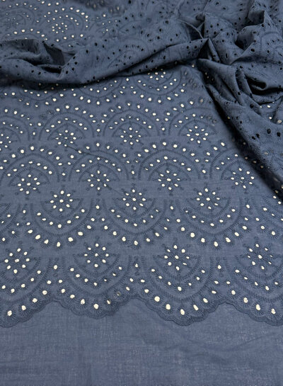 Madeline prachtige broderie optie geschulpte rand - marineblauw