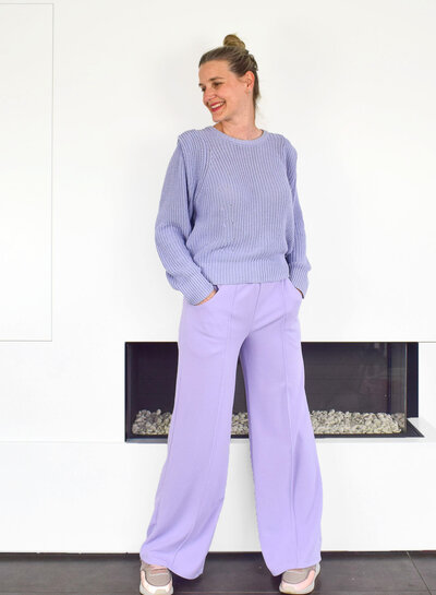 Bay pants Sunday 21/9/2025