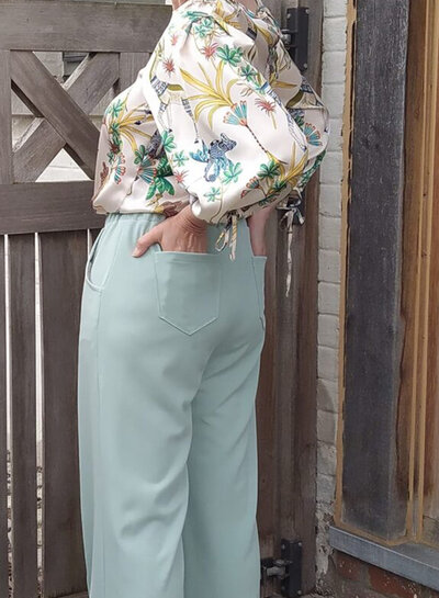 Bay pants Sunday 21/9/2025