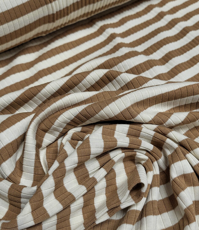 camel stripes - ribbed knit