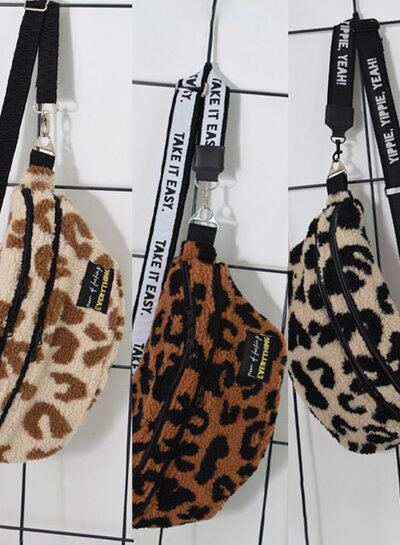 hip fanny pack Sunday 11/30/2025