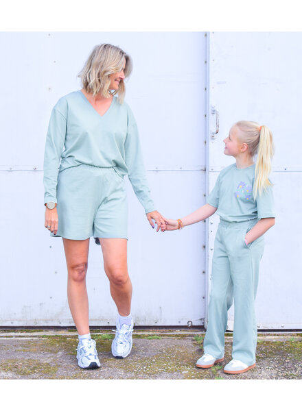 Lola loungewear set Sunday 7/12/2025