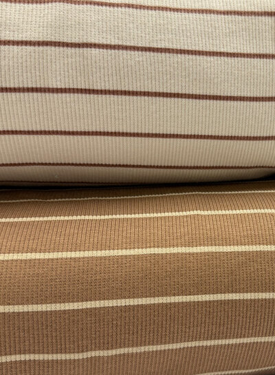 camel met beige streepjes - ribtricot