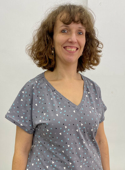 V-neck technique in T-shirt Sunday 12/10/2025