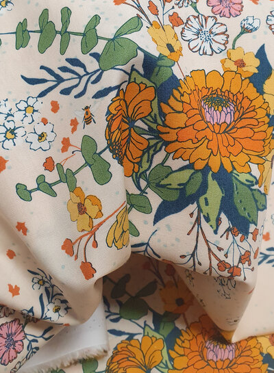 ART GALLERY FABRICS Heartfelt Reflection - Marigold