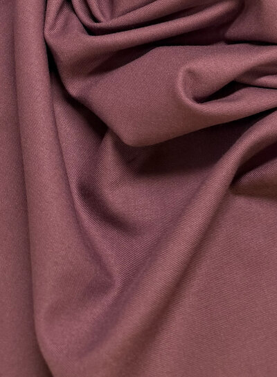 Damask plum - woven bamboo - recycled, very soft fabric and no wrinkles
