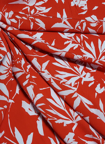 deadstock red & blue - viscose crepe