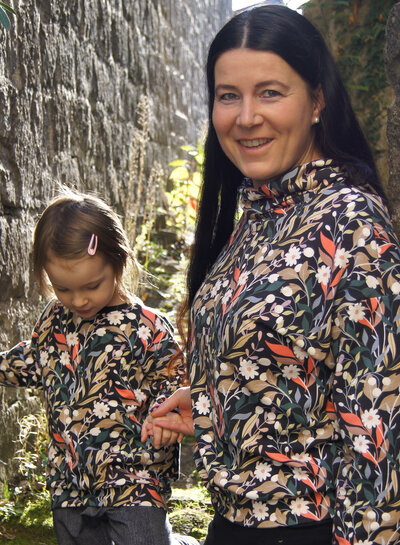 Swafing wild flowers - French terry - black