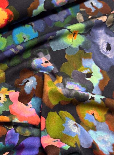 A la Ville colorful flowers - beautiful Italian woven viscose