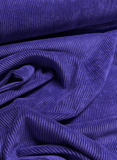 diep paars - prachtige, heel soepelvallende, corduroy rib velours