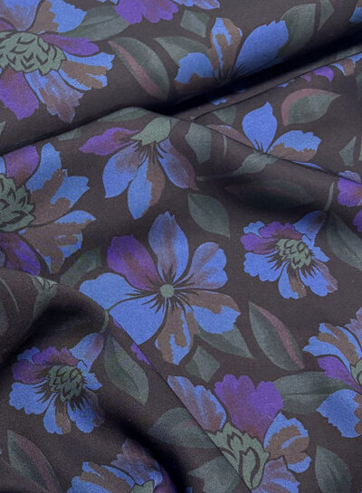 A la Ville flowers by night - beautiful Italian woven viscose