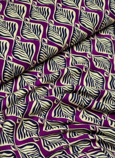 A la Ville midnight orchid leaf - viscose