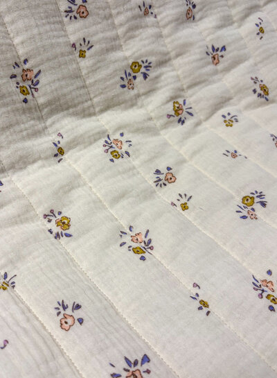 ecru floral -double face - quilted tetra / double gauze