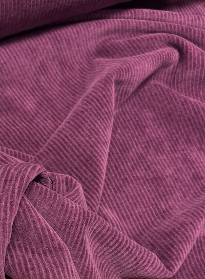 Swafing mauve wine (eggplant) - stretchy corduroy