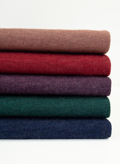 100% finely knitted merino wool - pink-brown