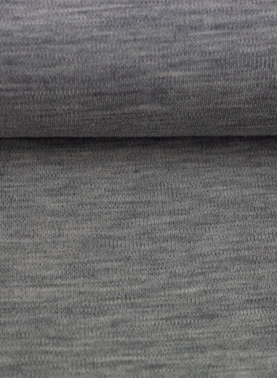 100% finely knitted merino wool - light gray