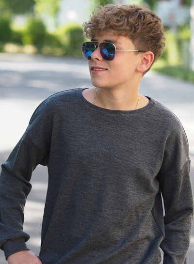 100% finely knitted merino wool - anthracite