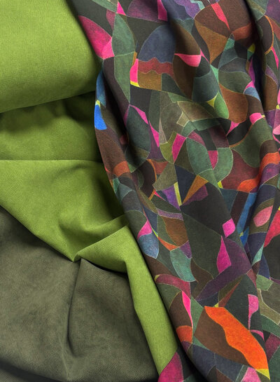 A la Ville mosgroen - prachtige velours met  twill binding