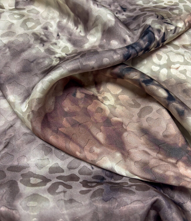 taupe / beige - ingeweven luipaard motief - viscose